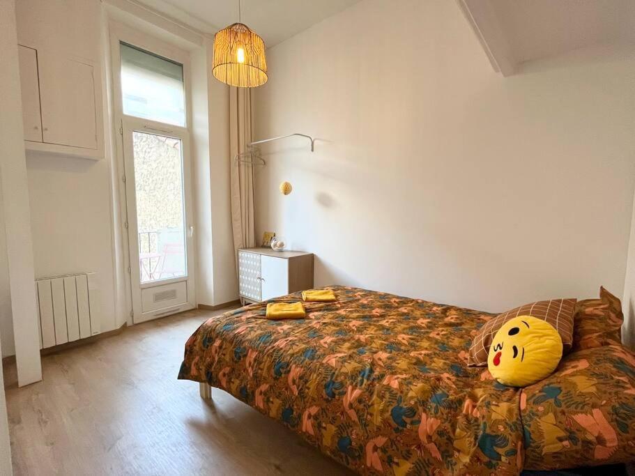 Pleasant 3-Bedroom Flat In The Center Of Марсилия Екстериор снимка